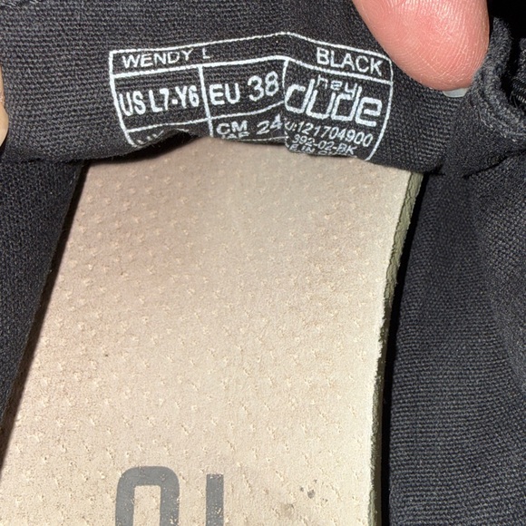 Hey Dude Wendy Woven Black - Picture 2 of 6